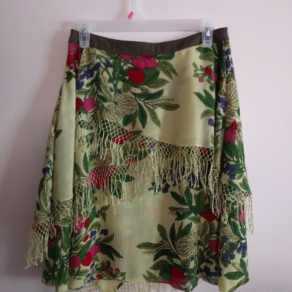 Women's Yellow Skirt - Picture 3 of 3